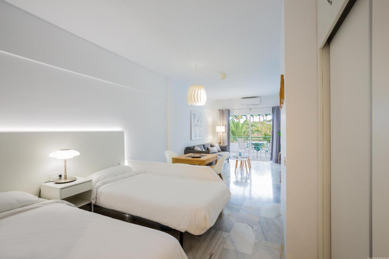 White Studio - La Caleta Costa Adeje  Esterno foto
